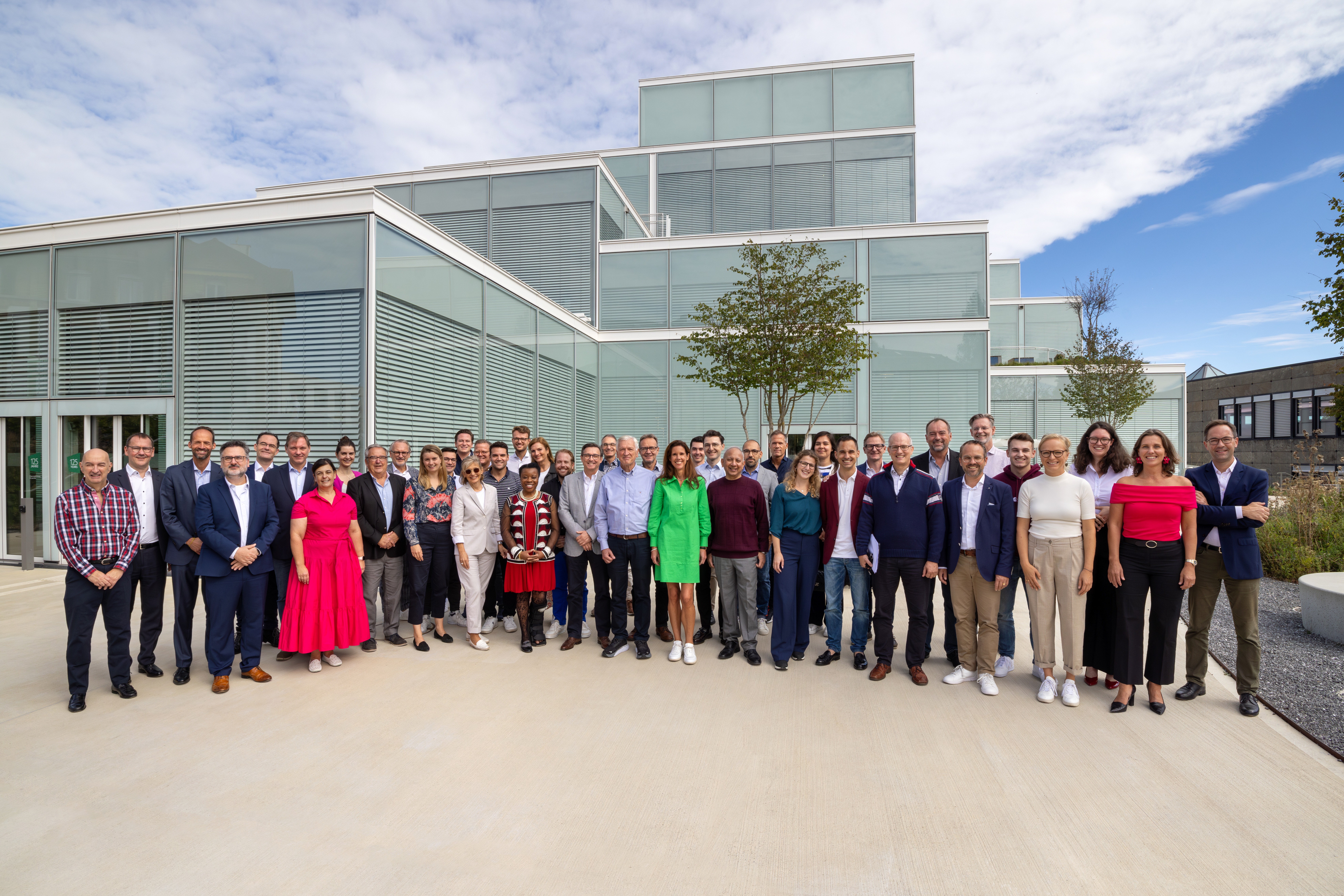 53236458755 Efef56d19f O